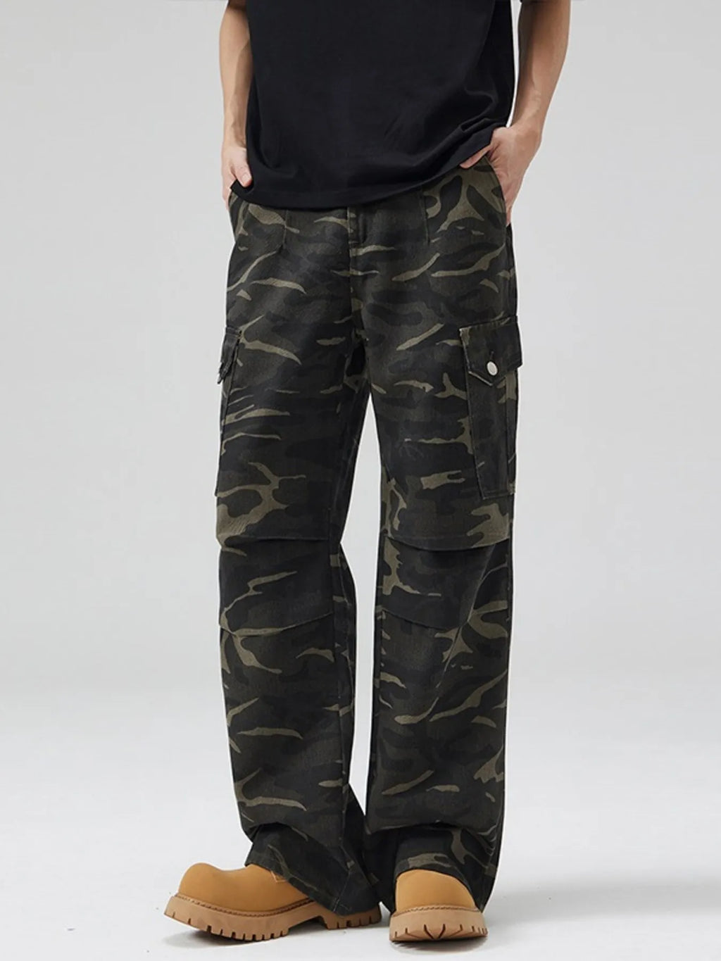 The District Cargo Jean-The Calma Edit