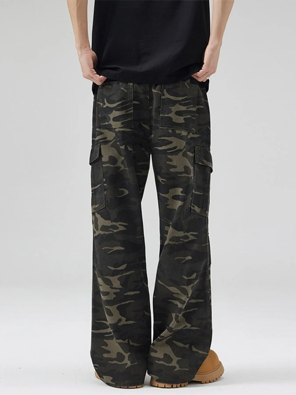 The District Cargo Jean-The Calma Edit